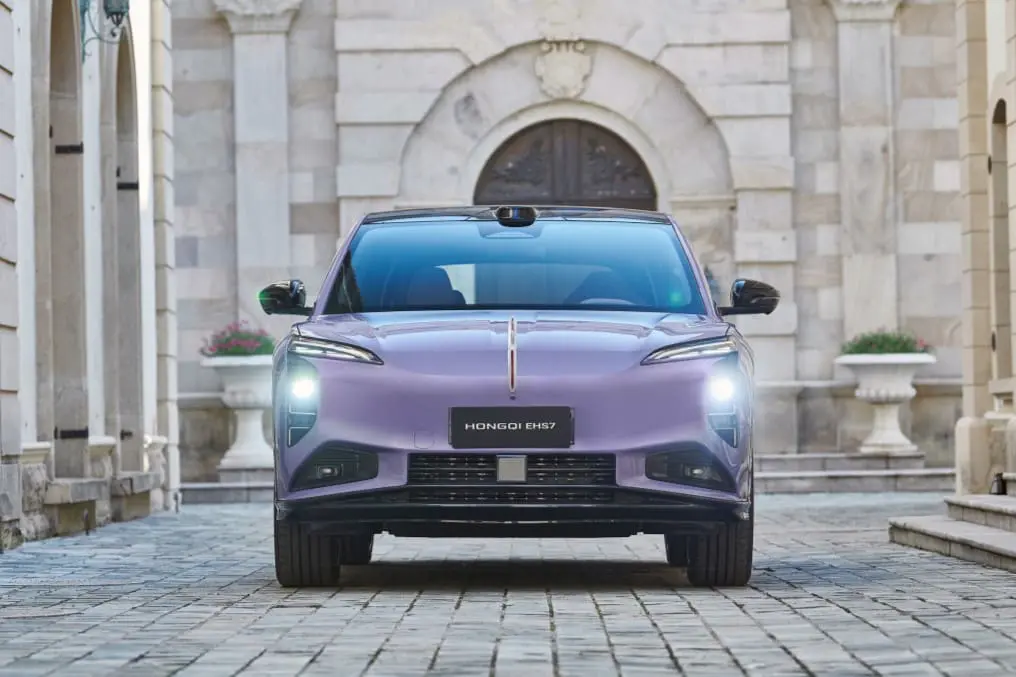 Hongqi EHS7 er en stor SUV med god rekkevidde